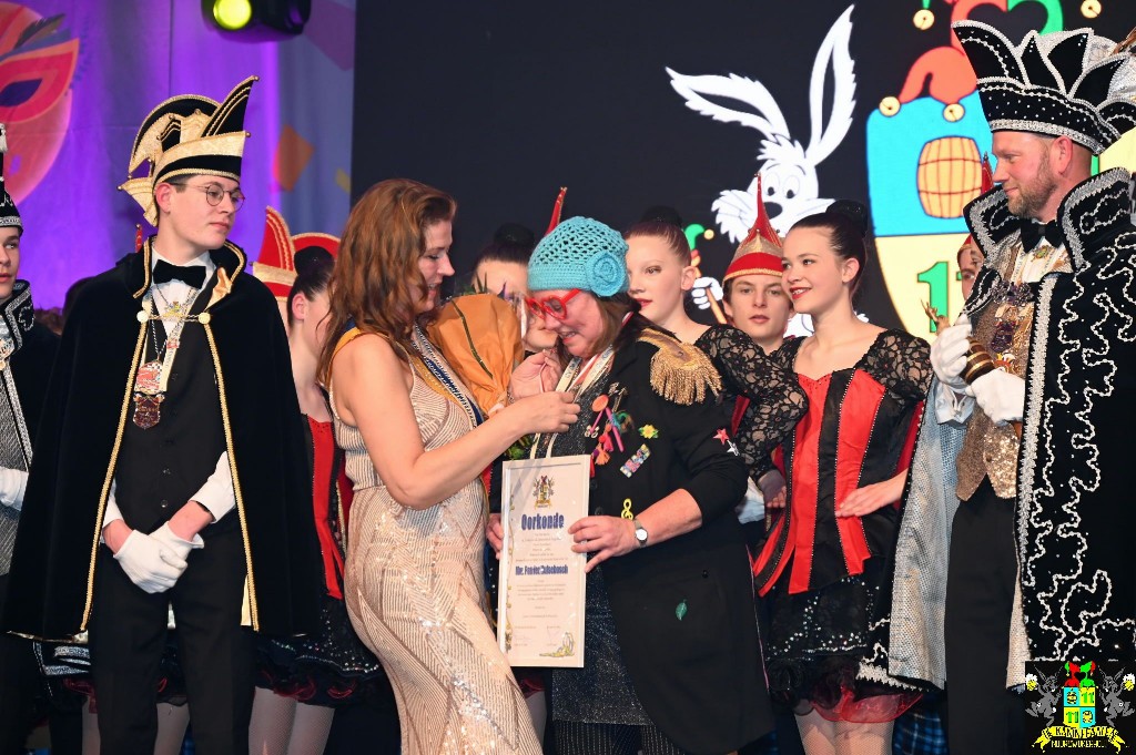 ../Images/Senioren carnaval 2024 261.jpg